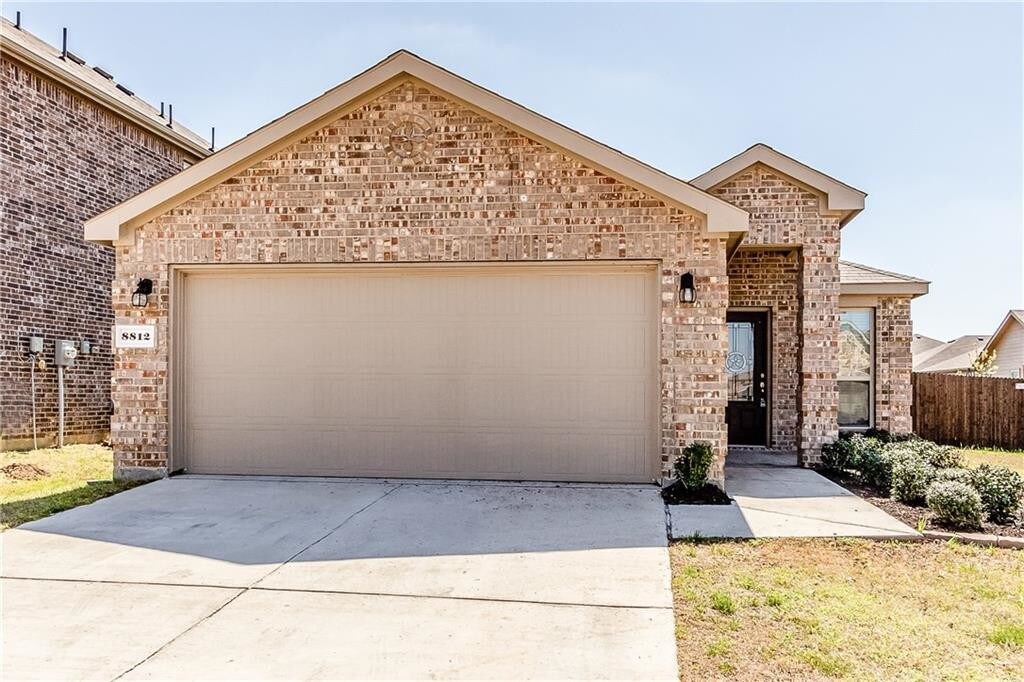 Foto principal - 8812 Deadwood Lane