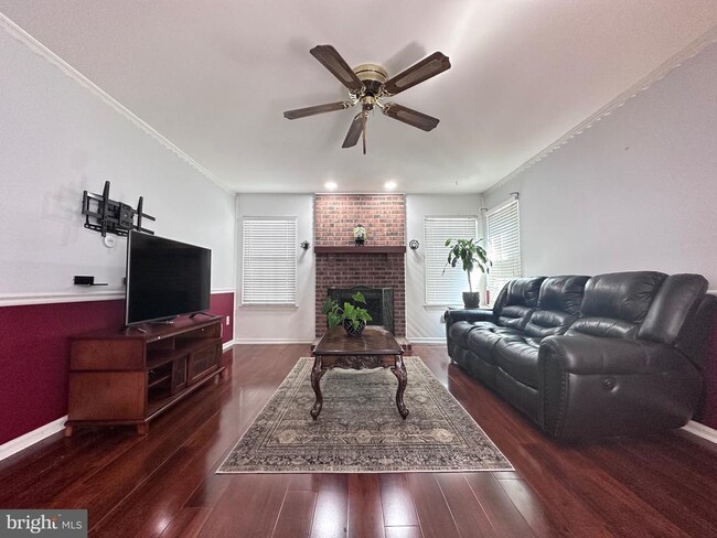 Building Photo - 25 Annamarie Dr