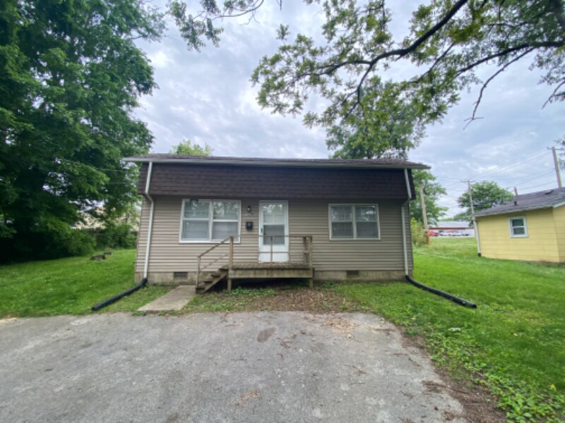 402 E Wayne St Unit B, Glasgow, KY 42141 Room for Rent in Glasgow, KY