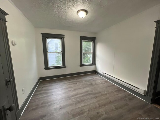 Building Photo - 38 Beacon St
