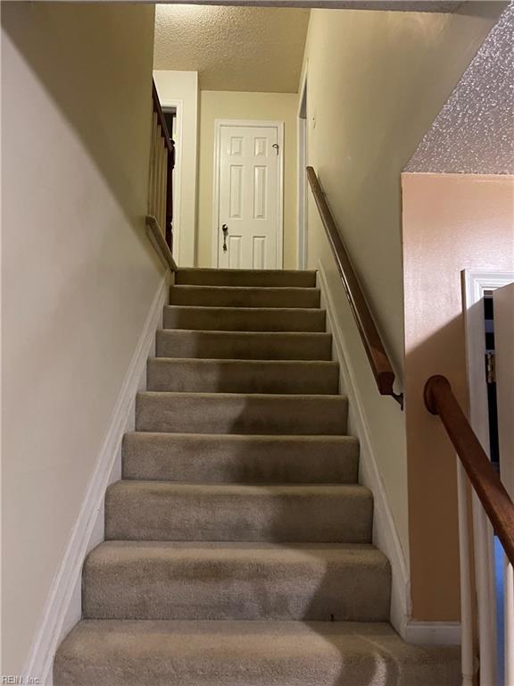 Building Photo - 5000 Kemps Farm Pl