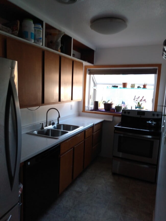 Foto del edificio - 410 14th Ave S