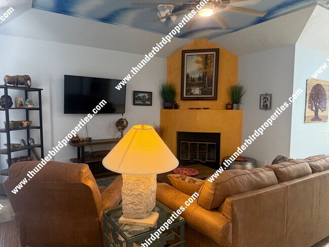 Foto del edificio - 65 Pheasant Hill Dr NE