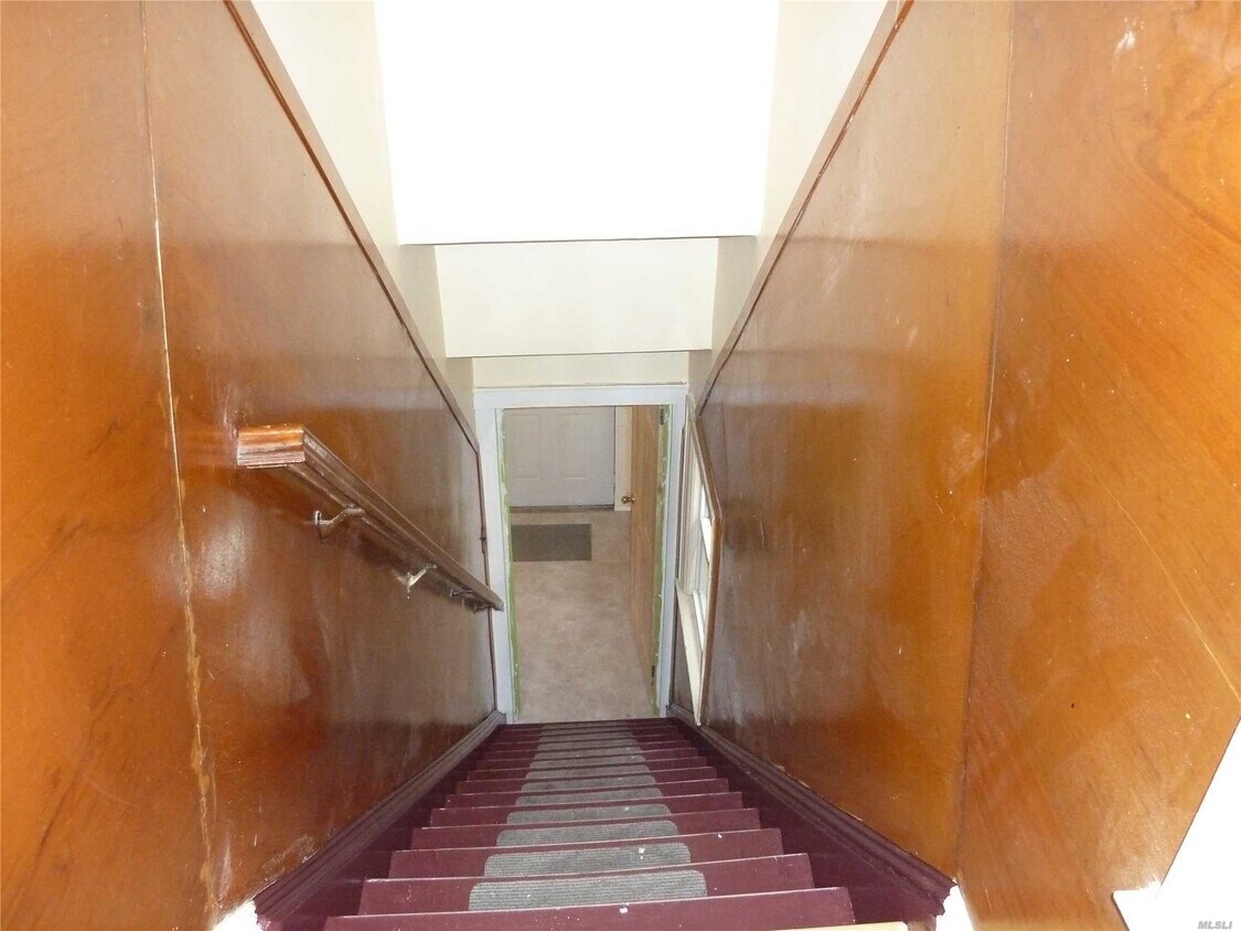 Building Photo - 25-15 Far Rockaway Blvd