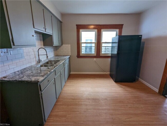 Building Photo - 2113 Quail St