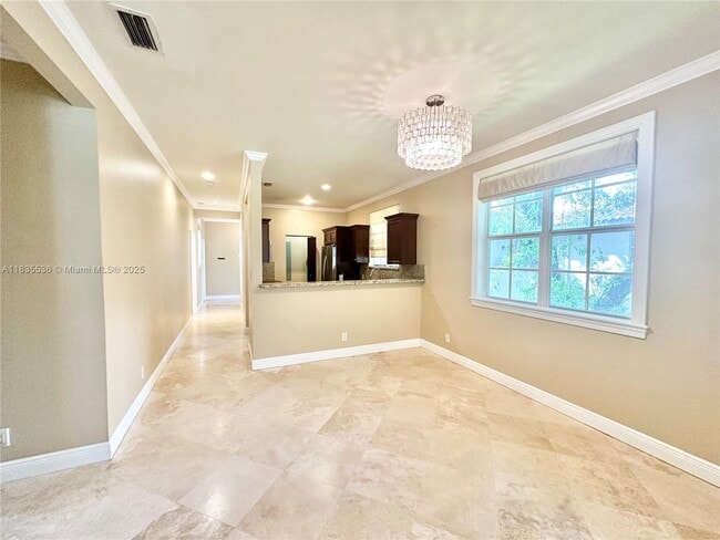 Building Photo - 483 Menendez Ave