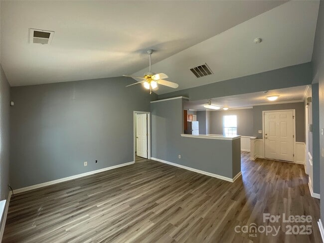 Building Photo - 6421 Sunman Rd