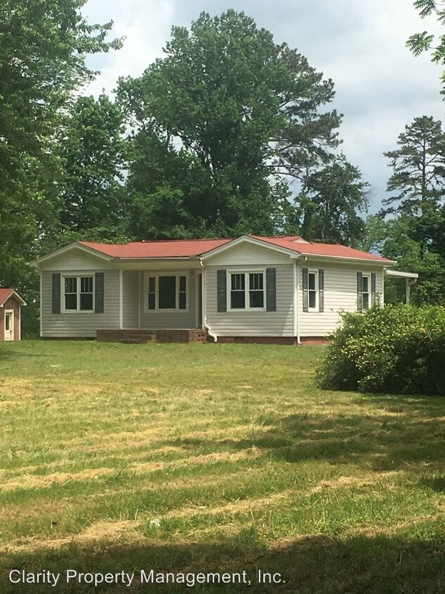 Primary Photo - 3 br, 1 bath House - 135 Elrod Lane SE