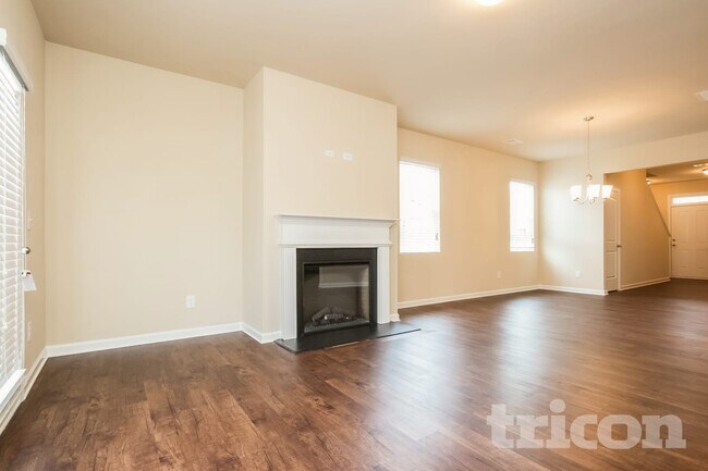 Building Photo - 114 Hayes Park Dr