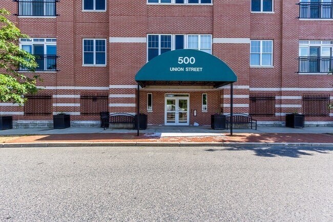 Foto del edificio - 500 Union St