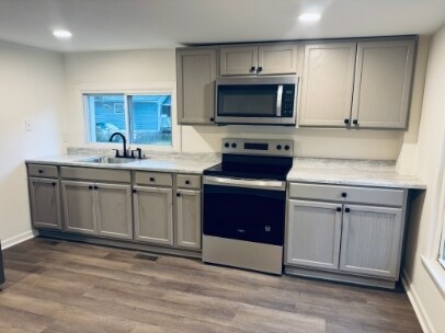 Foto del edificio - 1450 Maplewood Dr