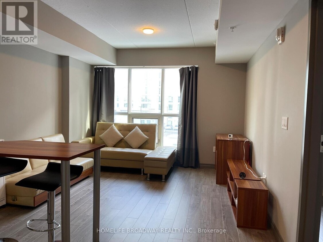 Photo principale - 321 Spruce St