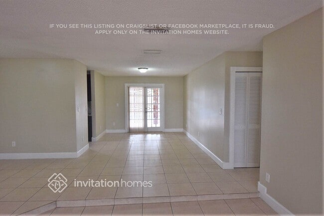 Building Photo - 1411 SW 139th Ave
