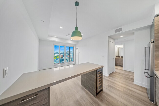 Photo du bâtiment - 484 Spadina Ave.