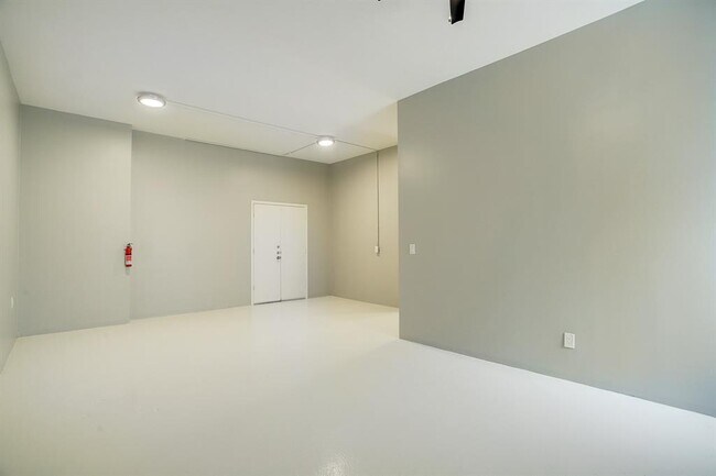 Building Photo - 1329 Nicholson St
