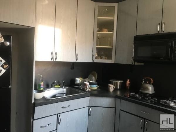 Foto principal - 1237 Avenue Z