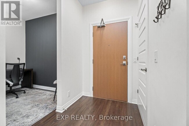 Building Photo - 1105 Leger Wy