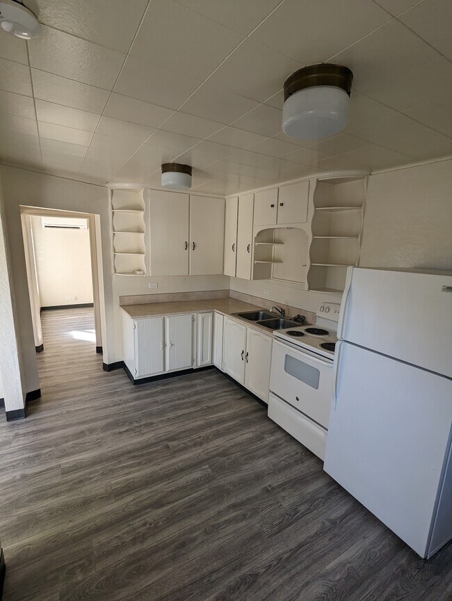 Foto del edificio - 615 Division St NW