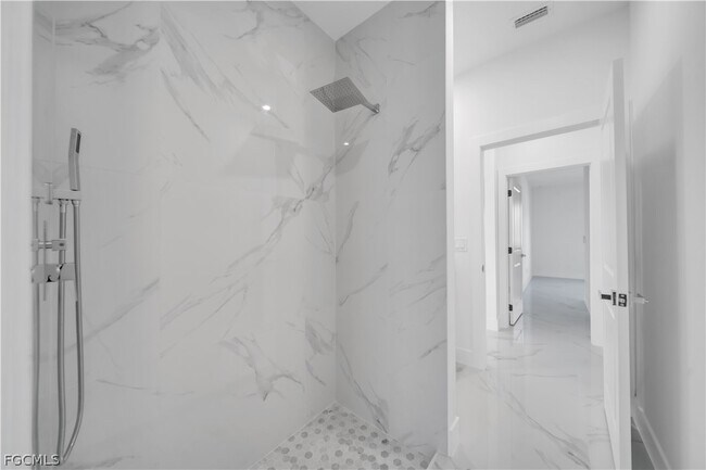 Foto del edificio - 5003 2nd St W