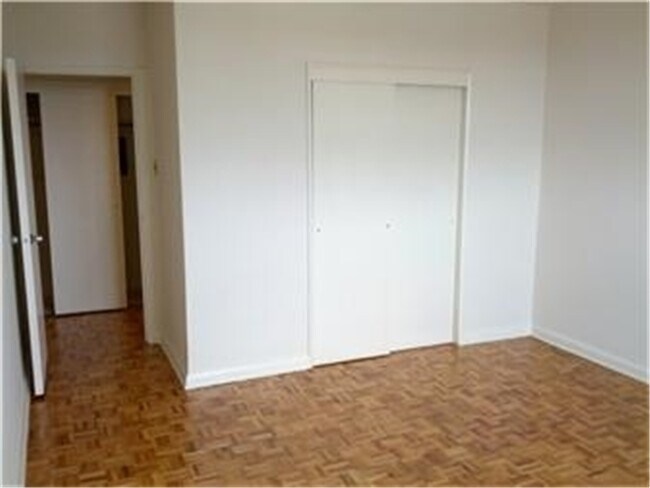 Building Photo - 1301 N Harrison St