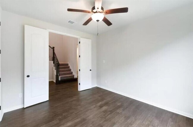 Building Photo - 3457 Francisco Way