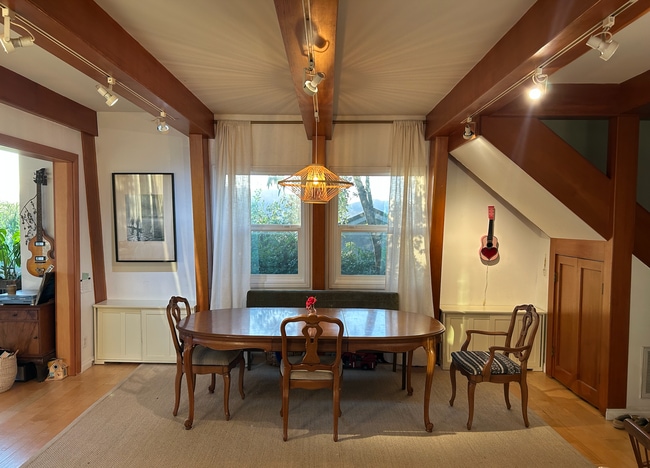 Dining Area - 1212 Fernwood Pacific Dr