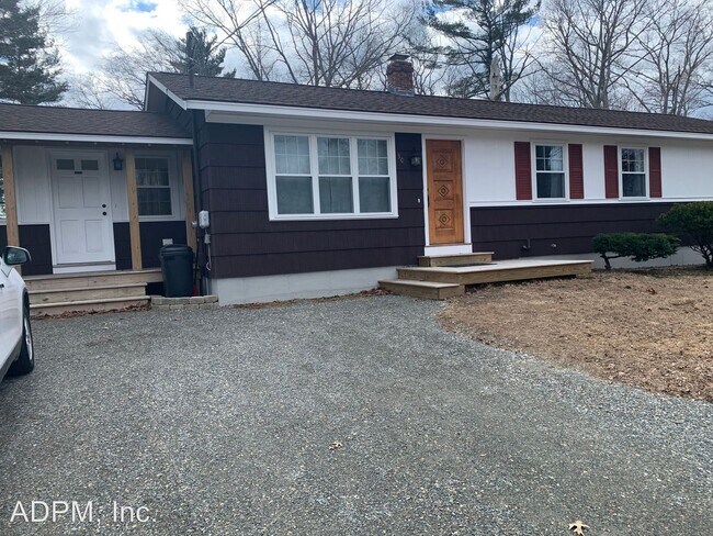 Building Photo - 3 br, 2 bath House - 30 Railroad Ave.