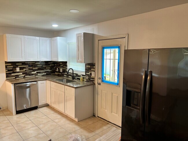 Foto del edificio - 5307 Cortelyou Ln