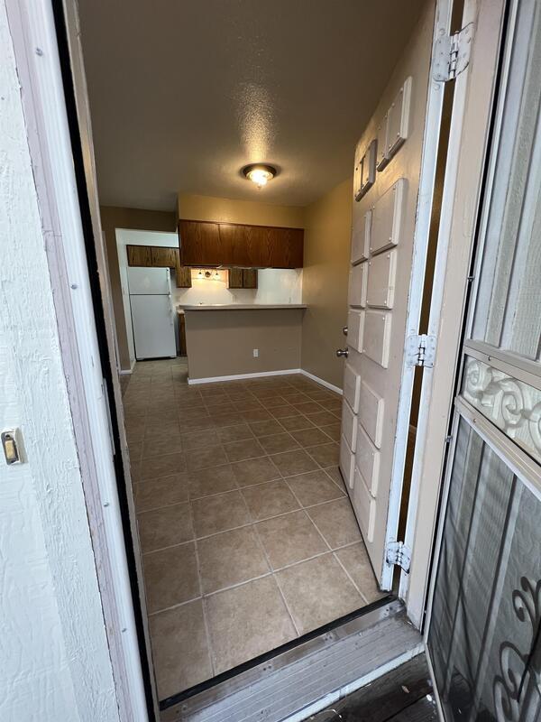 Building Photo - 1523 Trent Ct