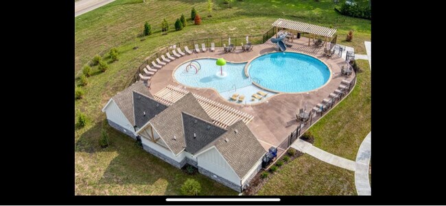 Foto del edificio - 19002 W 169th Pl