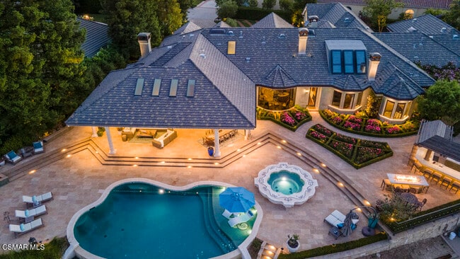 Foto del edificio - 4358 Cresthaven Dr