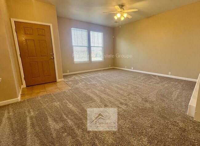 Foto del edificio - 3968 Diamond Ridge View