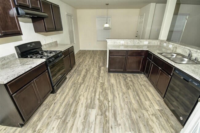 Foto del edificio - 13106 Ingram Gap Ln