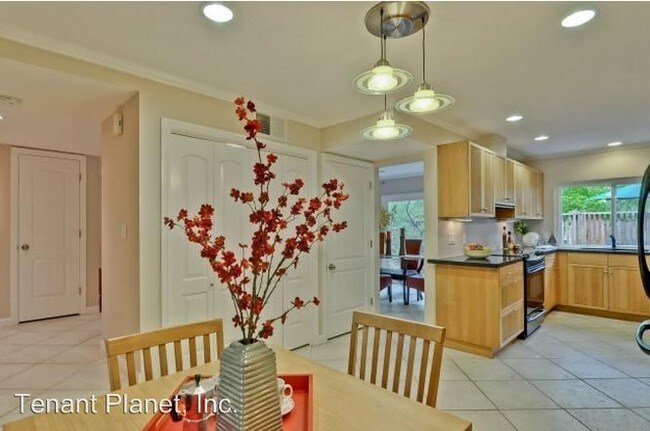 Foto del edificio - 3 br, 2.5 bath House - 10158 Ridgeway Dr
