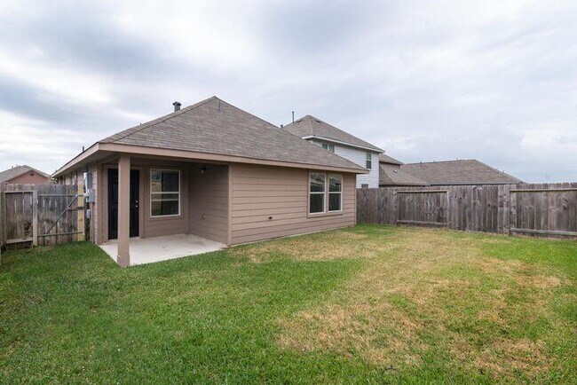 Building Photo - 5706 Plantation Forest Dr