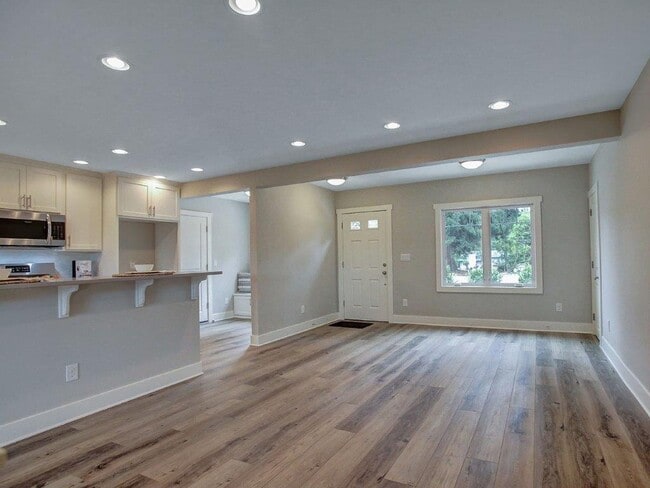 Dining room and front door - 13756 John Jeffrey Ct