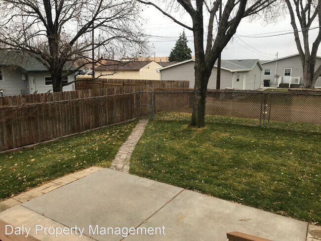 Foto del edificio - 2 br, 2 bath House - 2025 N Howard Ave