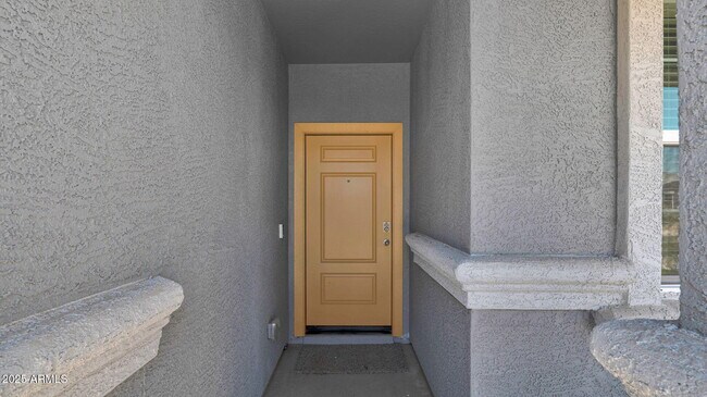 Foto del edificio - 40035 W Shaver Dr