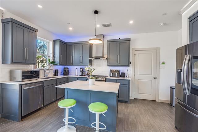 Foto del edificio - 515 Wellborn Dr