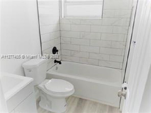 Foto del edificio - 228 NW 9th Ave