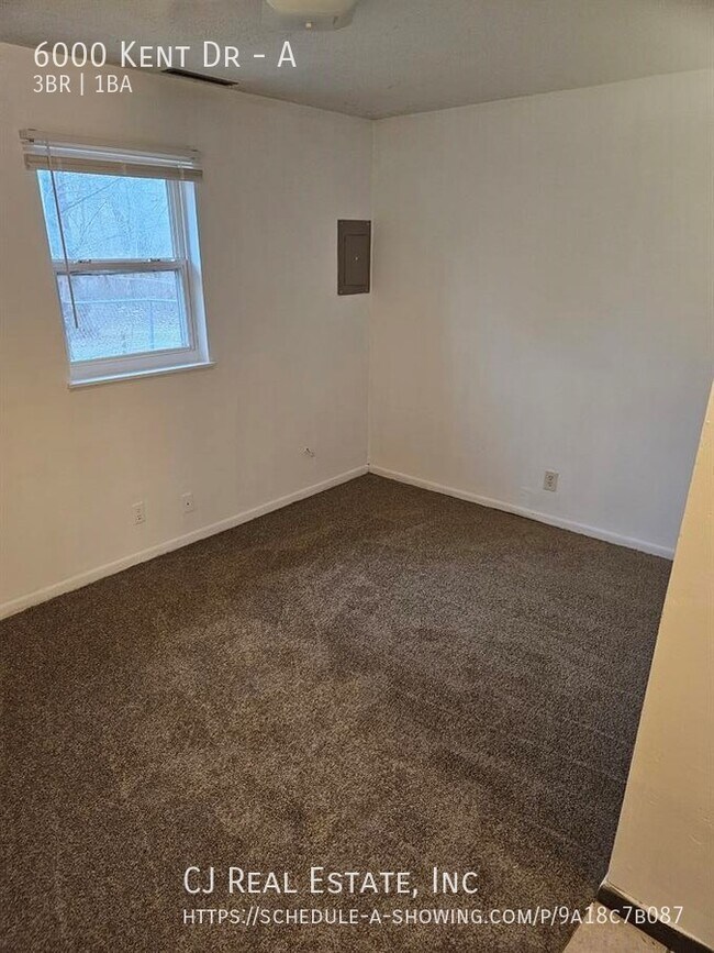 Building Photo - 6000 N Kent Dr