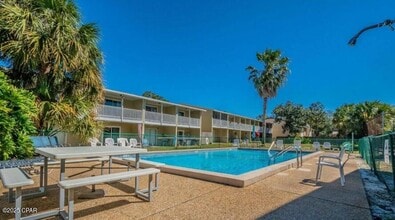 Building Photo - 6903 N Lagoon Dr