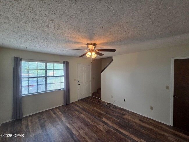 Building Photo - 7320 Chipewa St