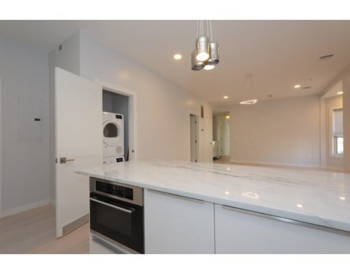 Foto del edificio - 108-110 Trenton St