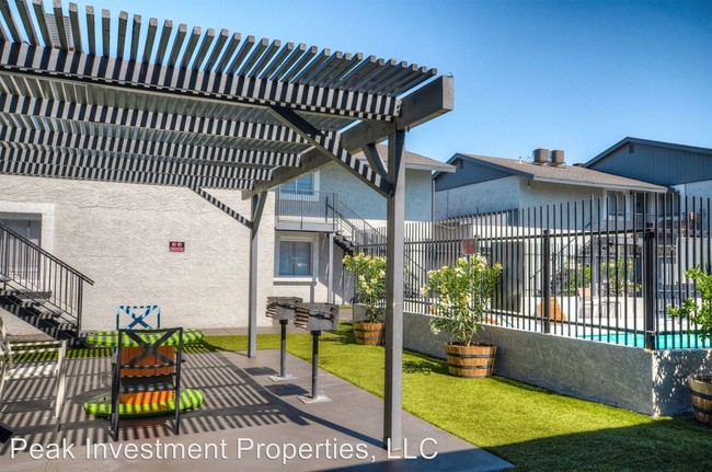 Building Photo - 6721 N 25th Dr