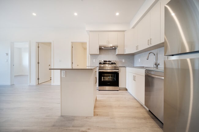 2 chambres + 2 salles de bain + bureau - Mission Village