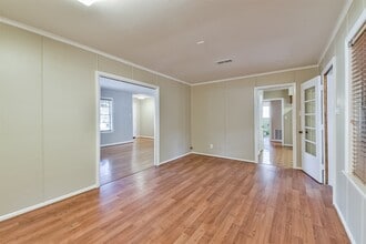 Building Photo - 5231 Willowbend Blvd