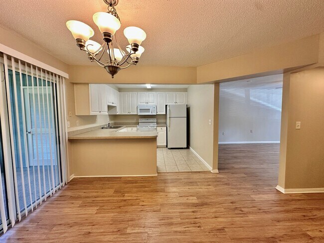 Foto del edificio - 501 SW 75th St