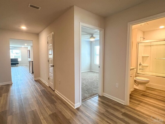 Foto del edificio - 3850 James Stovall St