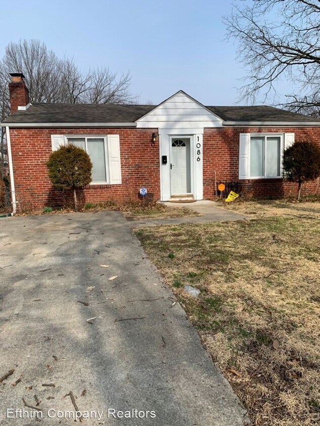 Foto principal - 2 br, 1 bath House - 1086 Mona Dr.